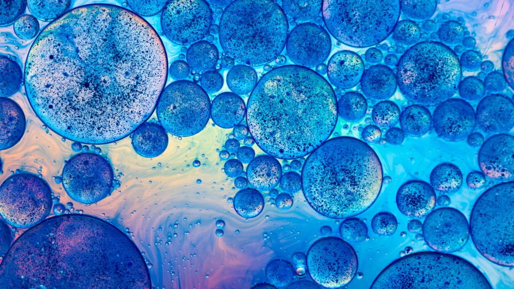 a microscopic view of water all around